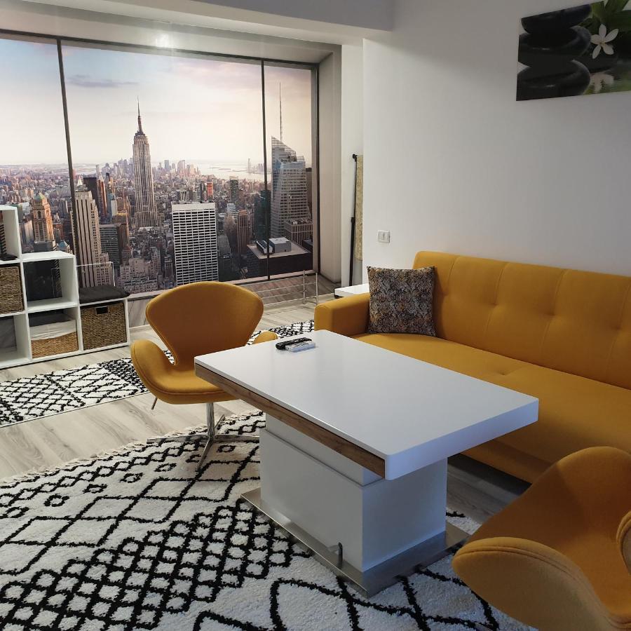 Carolina Sweet Apartament Oradea Eksteriør bilde